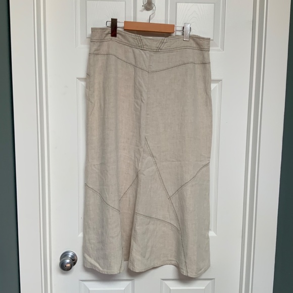 Long Cream Linen Maxi Skirt with flared bottom Women’s size 10 - Picture 2 of 6